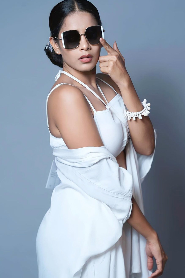 Sahithi Dasari Glamorous Photos In White Dress - Sakshi