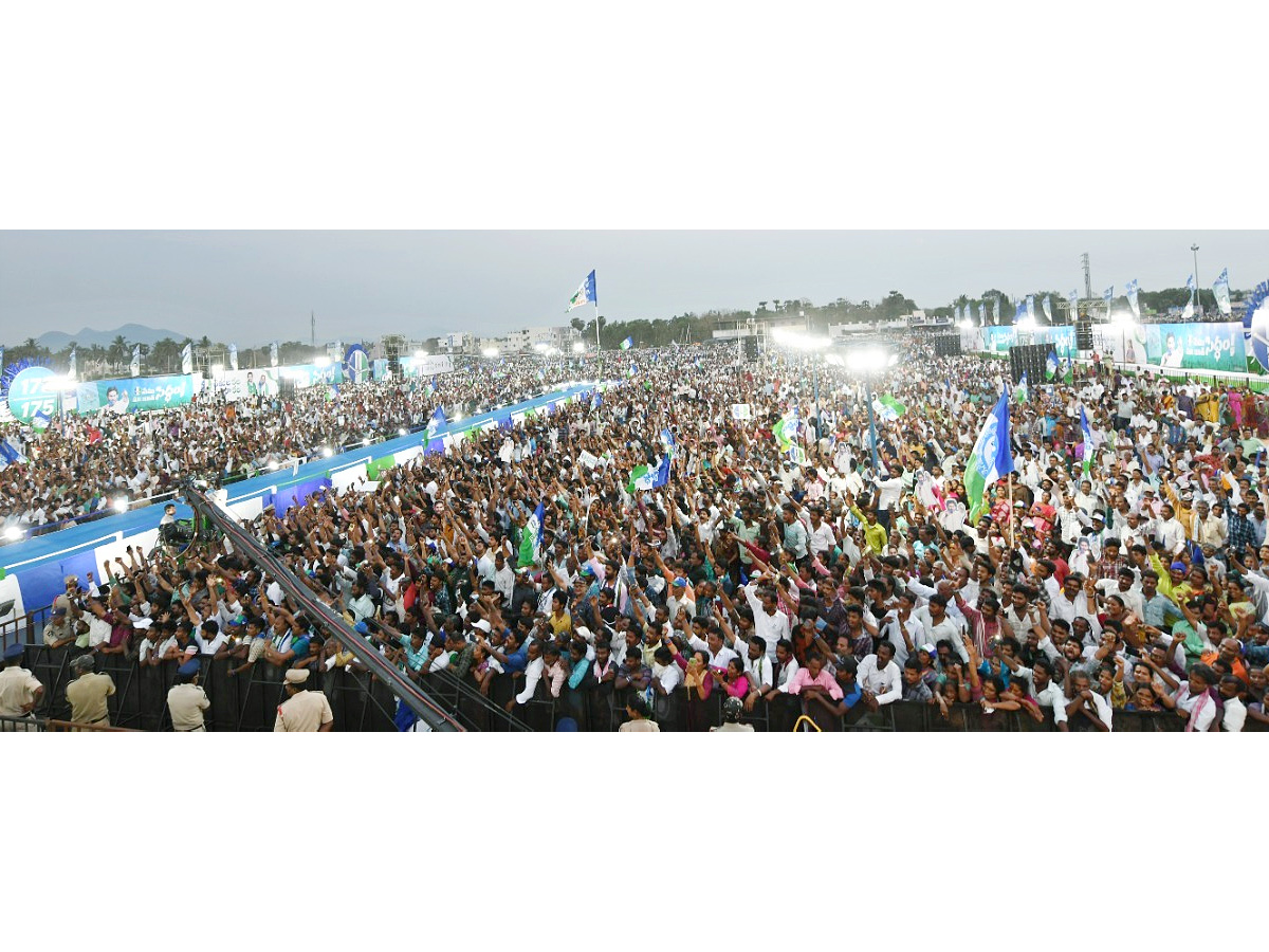 AP CM YS Jagan Memantha Siddham Public Meeting at Chelluru Village vijayanagaram Photos  - Sakshi10