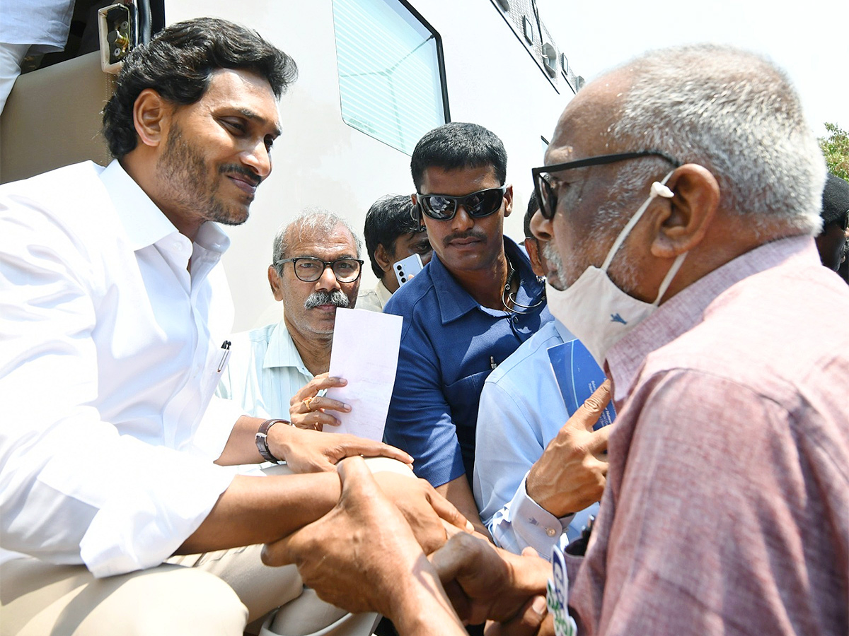 AP CM YS Jagan Memantha Siddham at Visakhapatnam - Sakshi1