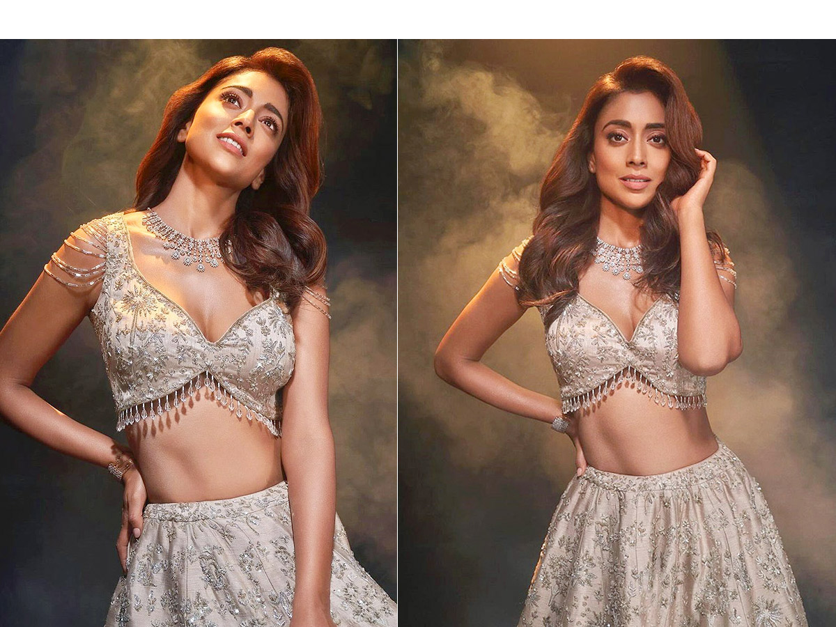 Shriya Saran Latest HD Photos - Sakshi1