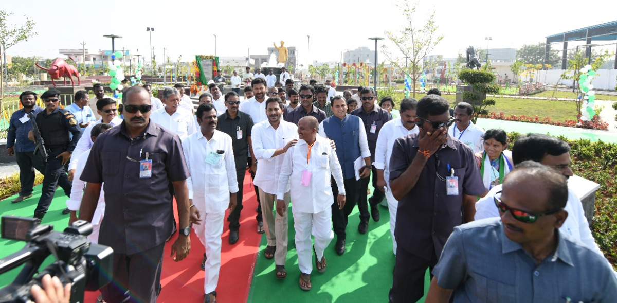 CM YS Jagan 2nd Day Tour In Kadapa District  - Sakshi