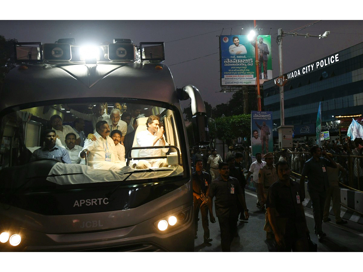 CM Jagan Unveil Dr BR Ambedkar Statue In Vijayawada Photos - Sakshi