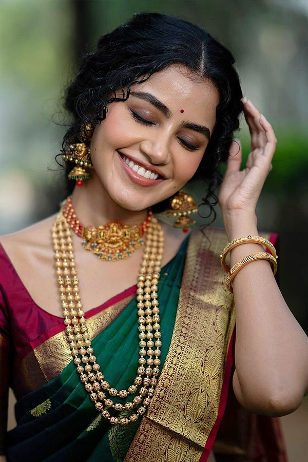 Anupama Parameswaran saree look Photos - Sakshi