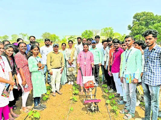 ఆధునిక సాగుపై అవగాహన ఉండాలి